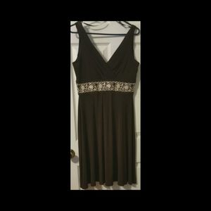 **GORGEOUS JESSICA HOWARD BROWN W/CREAM WAIST COCKTAIL DRESS**